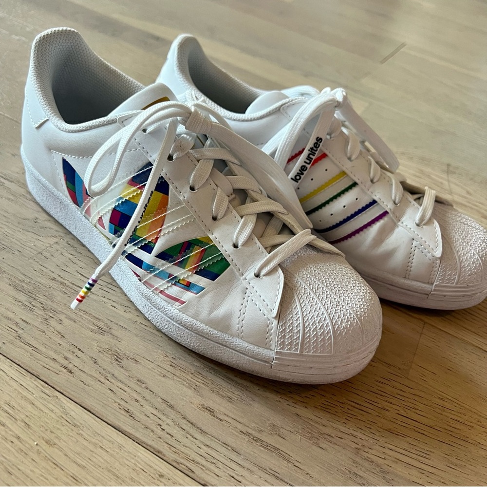 Adidas PRIDE superstar shoes